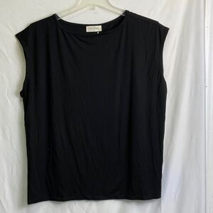 78&Sunny Classic Black Sleeveless Blouse